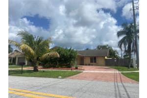8101 SW 14th St, North Lauderdale, FL 33068 Sold 04/14/25