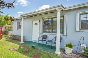 4131 NW 10th Ter, Oakland Park, FL 33309 Sold 12/11/24
