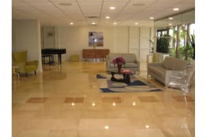 4350 Hillcrest Dr 300, Hollywood, FL 33021 Sold 06/26/25