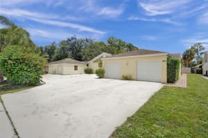 1353 Periwinkle Pl, Wellington, FL 33414 Sold 10/18/24