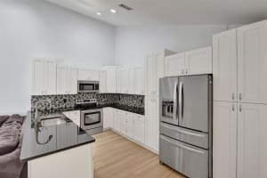 1353 Periwinkle Pl, Wellington, FL 33414 Sold 10/18/24