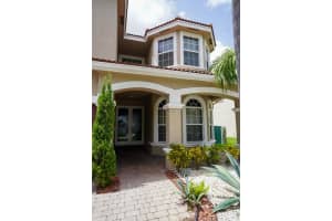 16180 SW 14th St, Pembroke Pines, FL 33027 Sold 11/01/24