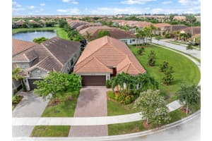 12110 Kalmar Cir, Parkland, FL 33076 Sold 09/18/24