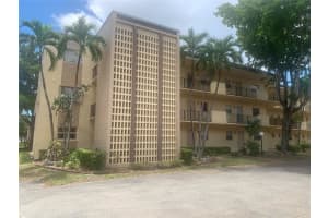 351 Cambridge Rd 101, Hollywood, FL 33024 Sold 06/04/25