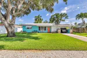 324 NE 23rd St, Wilton Manors, FL 33305 Sold 11/15/24