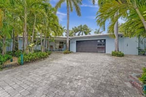 1725 NE 23rd Ave, Fort Lauderdale, FL 33305 Sold 09/16/24