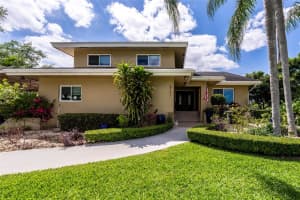 2171 SW 115th Ter, Davie, FL 33325 Sold 10/01/24
