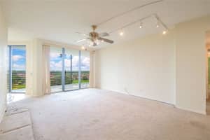 7100 Radice Ct 702, Lauderhill, FL 33319 Sold 01/31/25