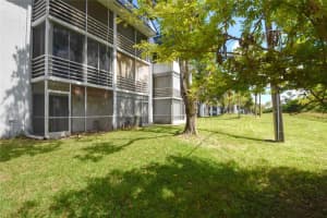 3210 Holiday Springs Blvd 2-110, Margate, FL 33063 Sold 09/09/24