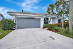 5200 NW 66th Ave, Lauderhill, FL 33319 Sold 08/21/24