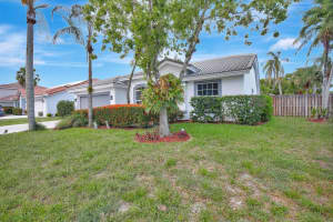 5200 NW 66th Ave, Lauderhill, FL 33319 Sold 08/21/24