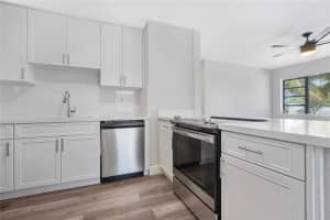 1314 S H St, Lake Worth Beach, FL 33460 Sold 09/19/24