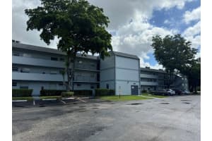 8401 Lagos De Campo Blvd 208, Tamarac, FL 33321 Sold 06/16/25