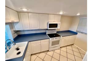 9450 Poinciana Pl 416, Davie, FL 33324 Sold 09/25/24