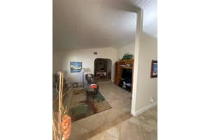 8520 SW 27th Pl, Davie, FL 33328 Sold 10/04/24