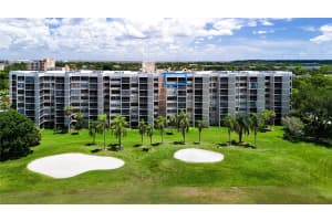 16300 Golf Club Rd 809, Weston, FL 33326 Sold 01/21/25