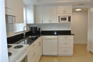 3100 Riverside Dr 310, Coral Springs, FL 33065 Sold 11/06/24