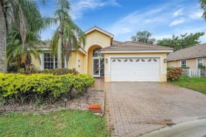 12132 Glenmore Dr, Coral Springs, FL 33071 Sold 04/01/25