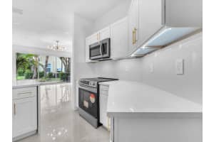 896 Pipers Cay Dr 143, West Palm Beach, FL 33415 Sold 08/26/24