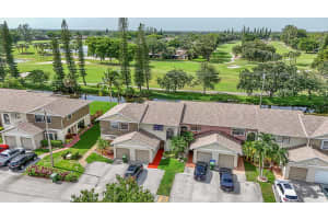 10725 NW 11th St 10725, Pembroke Pines, FL 33026 Sold 09/17/24