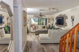 10725 NW 11th St 10725, Pembroke Pines, FL 33026 Sold 09/17/24