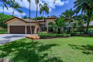 10180 S Lake Vista Cir, Davie, FL 33328 Sold 11/18/24