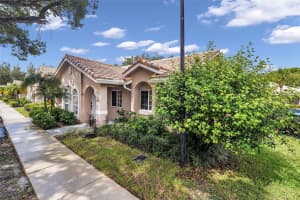 3191 Holiday Springs Blvd 57, Margate, FL 33063 Sold 09/27/24