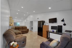 3191 Holiday Springs Blvd 57, Margate, FL 33063 Sold 09/27/24