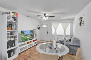 4240 21st Avenue, Oakland Park, FL 33309 - MLS#F10452093