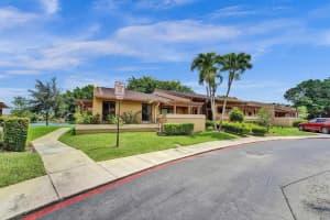 806 NW 79th Ter 806, Plantation, FL 33324 Sold 09/12/24