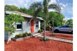 336 SW 5th Ave, Delray Beach, FL 33444 Sold 10/31/24