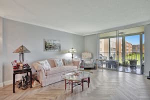 201 SE 11th Ter 204, Dania Beach, FL 33004 Sold 12/13/24