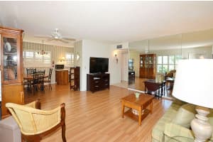 4 Vista Gardens Trl 102, Vero Beach, FL 32962 Sold 12/26/24
