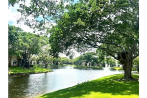 640 Cypress Club Way B12, Deerfield Beach