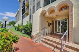 2000 Atlantic Shores Blvd 415, Hallandale Beach, FL 33009 Sold 10/10/24