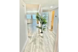 8040 HAMPTON BLVD 514, North Lauderdale, FL 33068 Sold 10/18/24