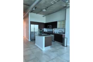 3029 NE 188th St 820, Miami, FL 33180 Sold 04/29/25