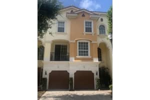 604 NE Venezia Ln Lot 76, Boca Raton, FL 33487 Sold 09/03/24