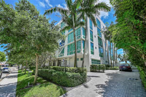 353 Sunset Dr 402, Fort Lauderdale, FL 33301 Sold 11/10/25