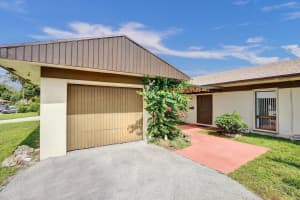 3343 Avenue Villandry, Delray Beach, FL 33445 Sold 04/15/25