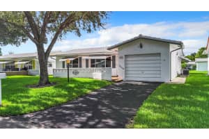 8220 NW 16th St, Plantation, FL 33322 Sold 08/27/24