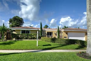 5841 NE 14th Ter, Fort Lauderdale, FL 33334 Sold 08/19/24