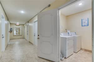 1830 Dixieanna St 602, Hollywood, FL 33020 Sold 09/27/24