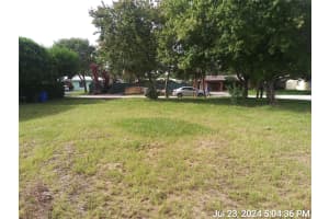 2700 SE 5th Ct, Pompano Beach, FL 33062 Sold 09/18/24