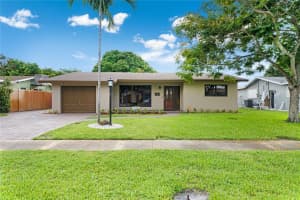 1821 N 48th Ave, Hollywood, FL 33021 Sold 09/30/24