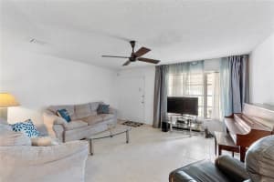 4942 NW 55th St, Tamarac, FL 33319 Sold 10/31/24