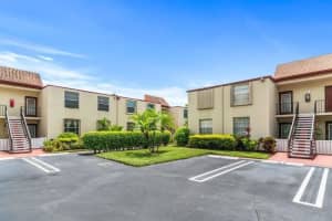 14 Willowbrook Ln 101, Delray Beach, FL 33446 Sold 11/06/24