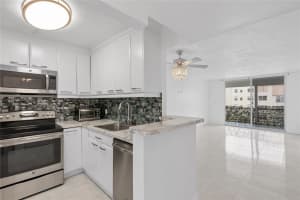 2841 Somerset Dr 311, Lauderdale Lakes, FL 33311 Sold 09/19/24