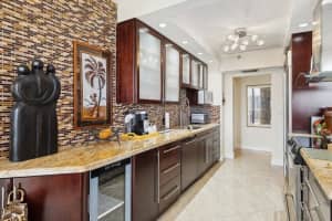 20191 E Country Club Circle 1911, Aventura, FL 33180 Sold 12/12/24