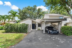1895 Deer Creek Wildwood Ln N 1895, Deerfield Beach, FL 33442 Sold 10/16/24